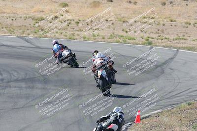 media/Apr-20-2025-AHRMA (Sun) [[393a79c373]]/Race/Group 11 early race/Turn 4b/